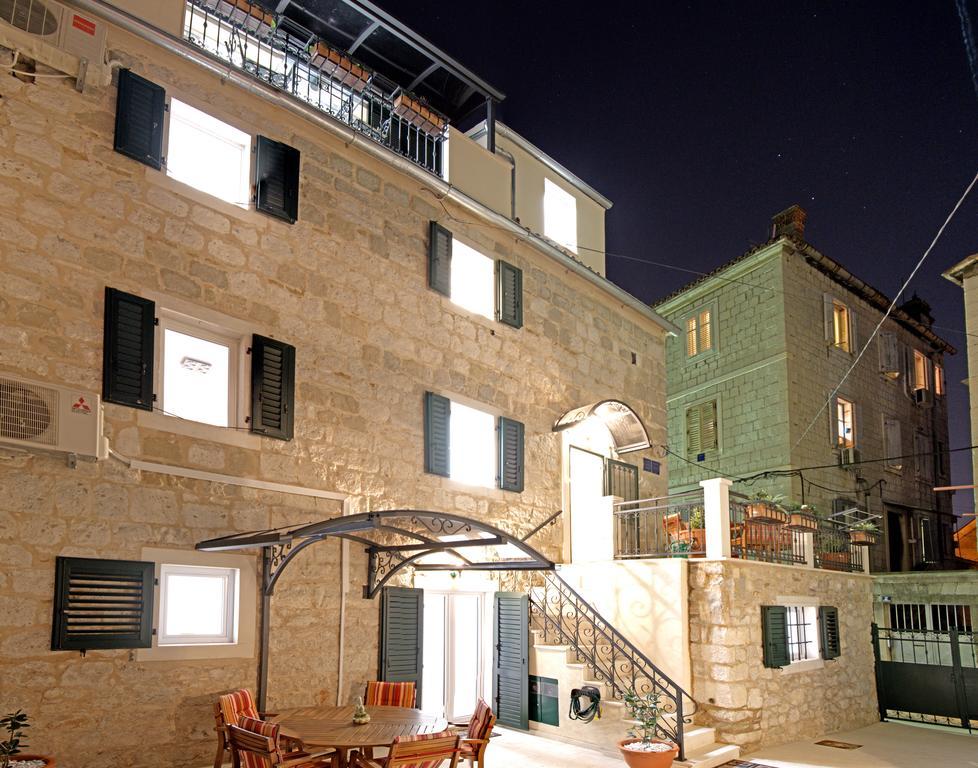 Apartments And Rooms Villa Erede Split Exterior foto