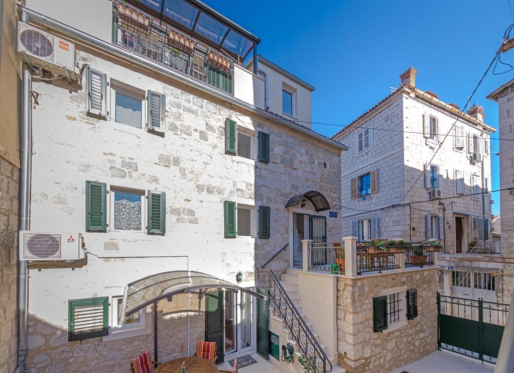 Apartments And Rooms Villa Erede Split Exterior foto