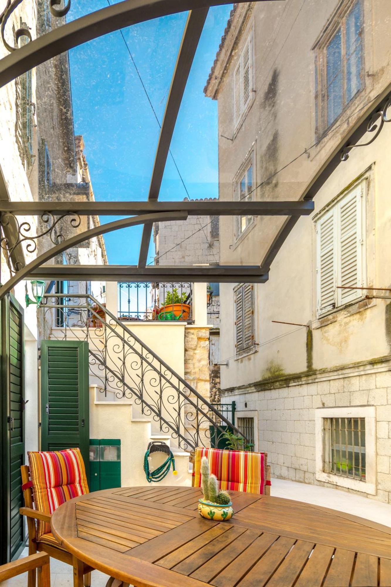 Apartments And Rooms Villa Erede Split Exterior foto