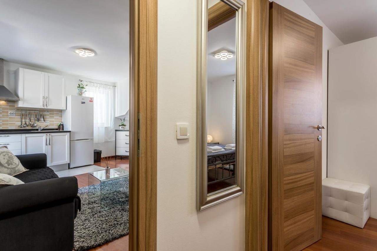 Apartments And Rooms Villa Erede Split Exterior foto