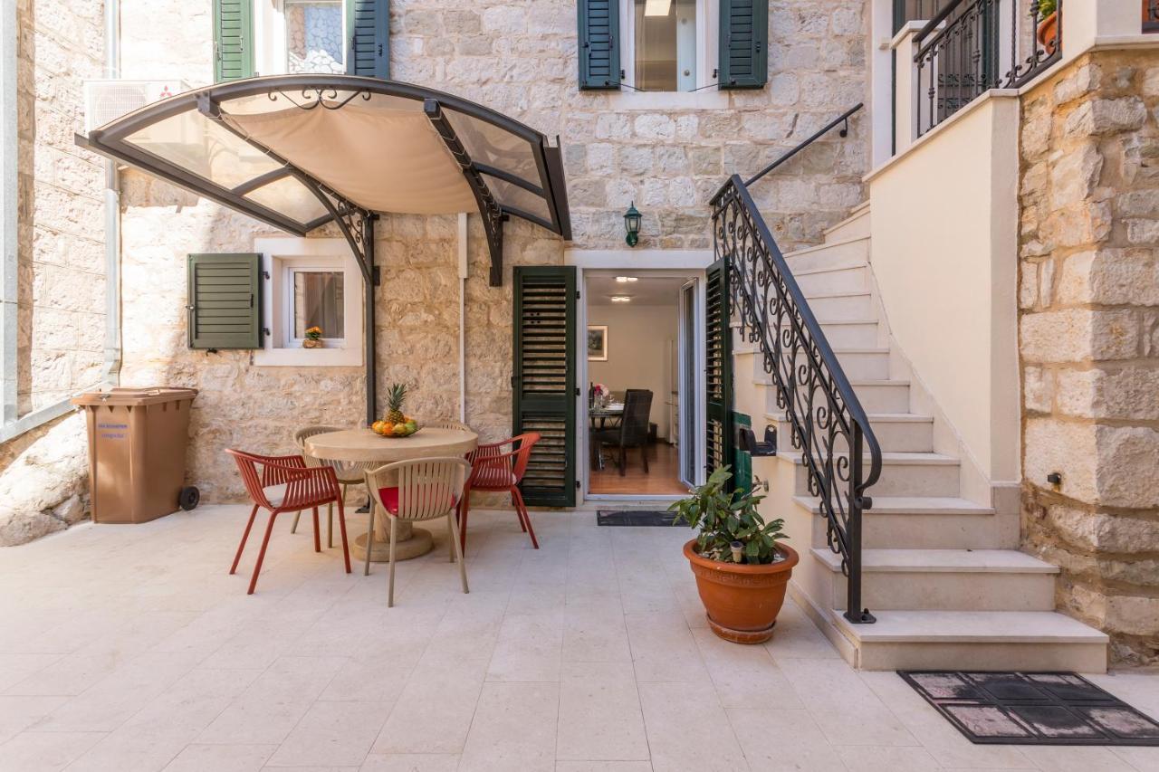 Apartments And Rooms Villa Erede Split Exterior foto