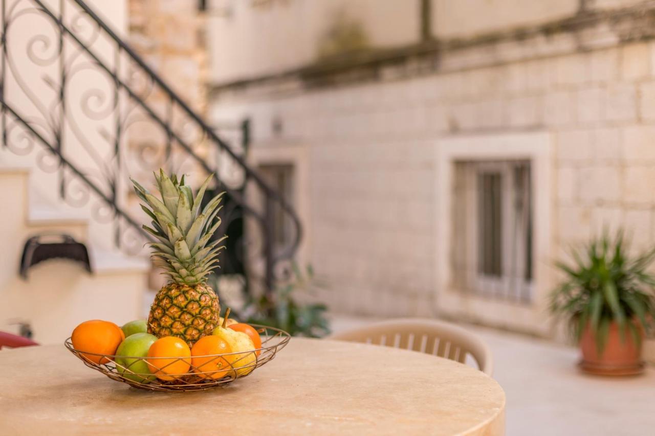 Apartments And Rooms Villa Erede Split Exterior foto
